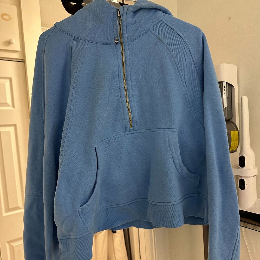 Lululemon scuba half zip gold zipper
